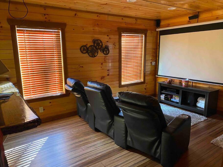 Angies Retreat *